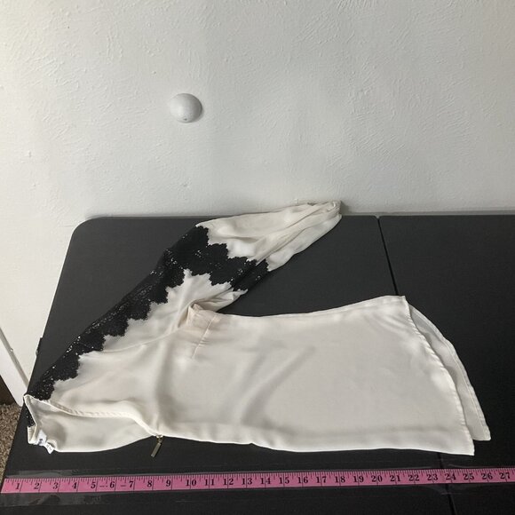 Express Top Women Sz S Ivory Black Lace Detail V-Neck Zip Front Office Career - Picture 9 of 12